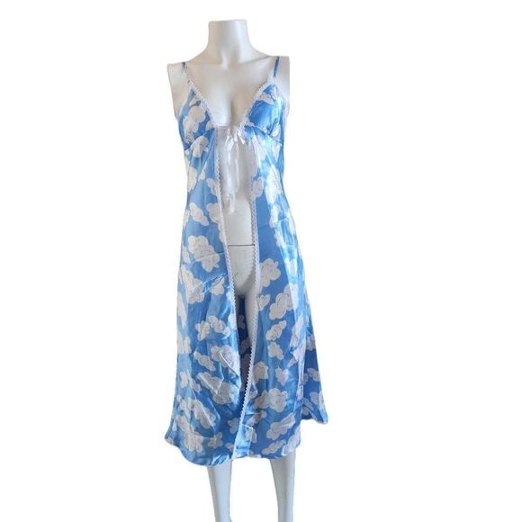 Friends of the heart Small open ropbe y2k clouds silky full length - Picture 1 of 4